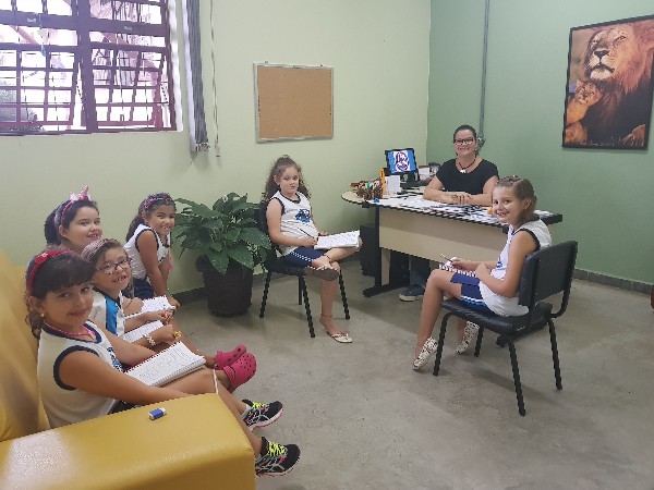 EF I 3ºano - Entrevistas, conhecendo a Escola!