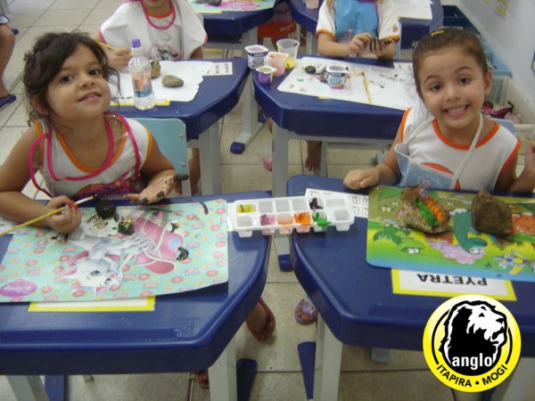 Ed. Infantil - Pintando Pedrinhas